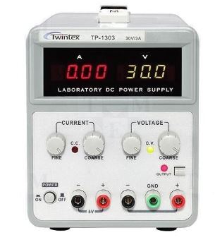 منبع تغذیه DC